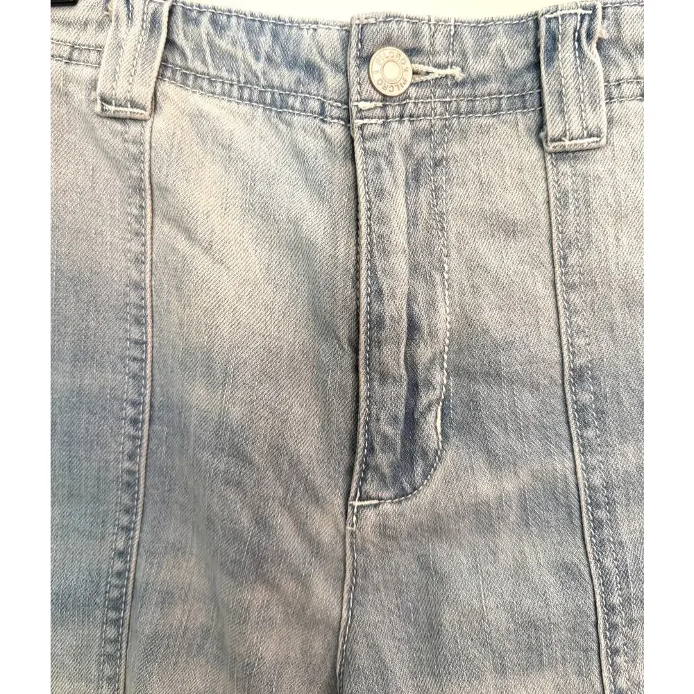 PILCRO Super High Rise Denim Bermuda Shorts Raw Hem Patch Pockets Jorts Size 26